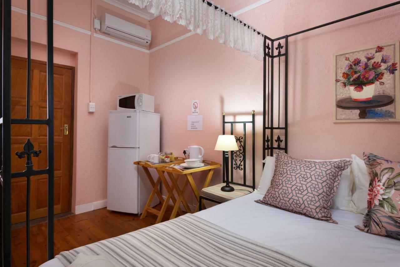 La La Dathel Guesthouse 콜스버그 외부 사진