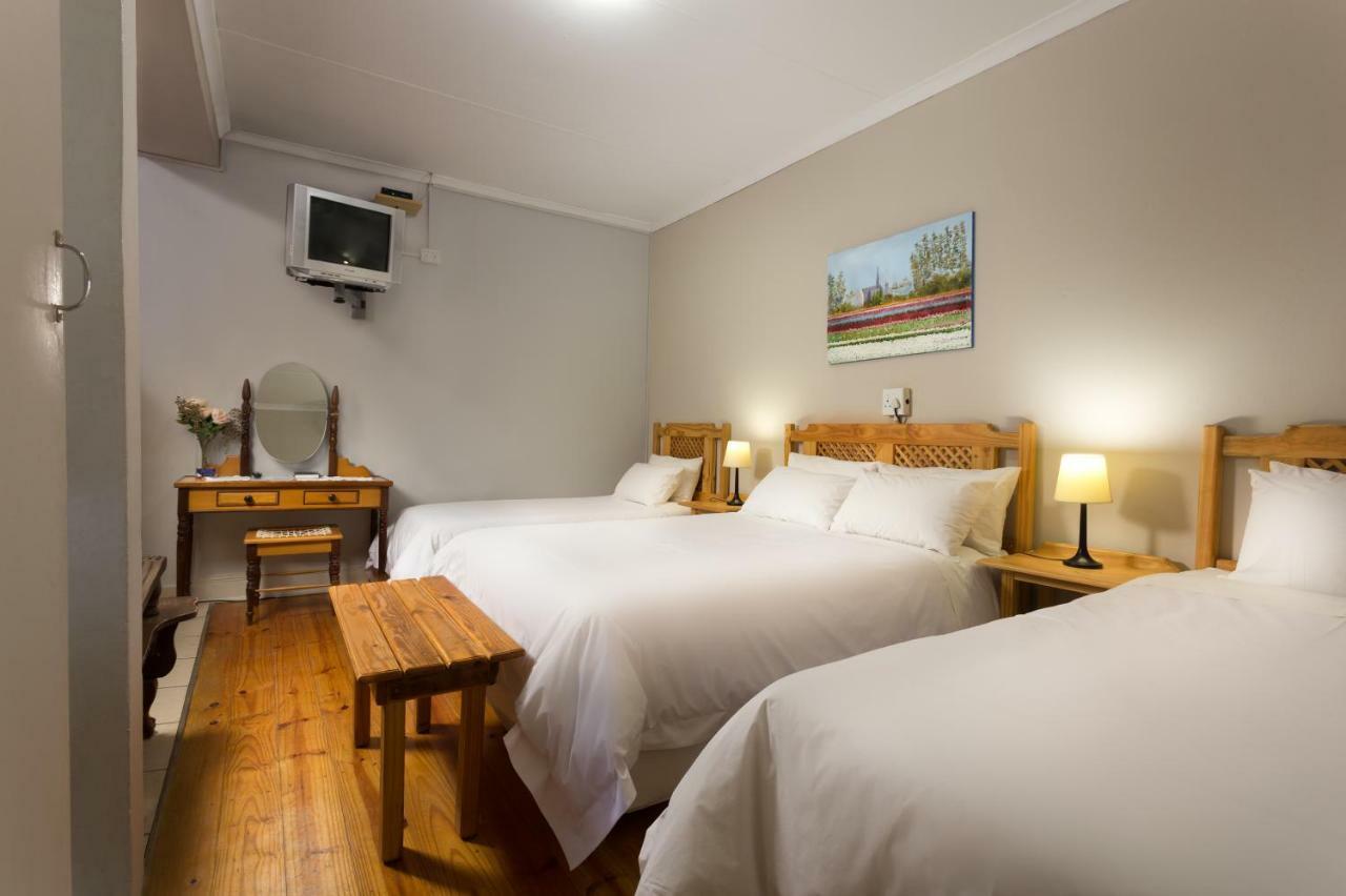 La La Dathel Guesthouse 콜스버그 외부 사진