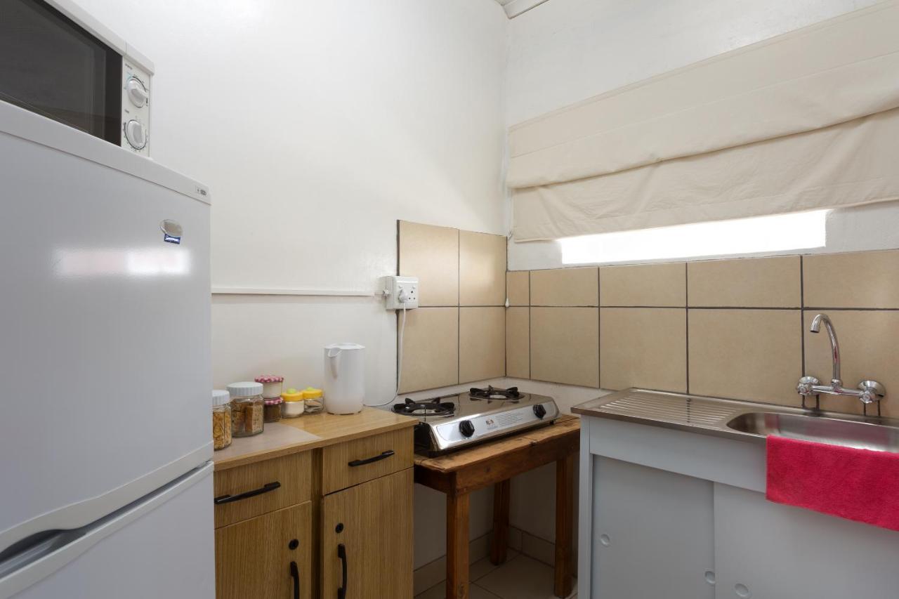 La La Dathel Guesthouse 콜스버그 외부 사진